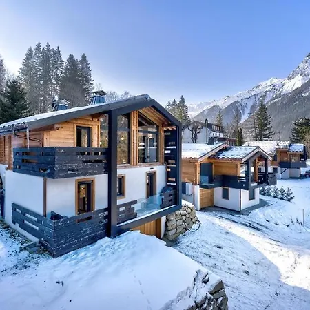 וילה Luxurios Chalet With Indoor Pool, Sauna And Jacuzzi- If You Want To Book, Please Contact On Wh-ats-app - 0034-635-520-036 !!!! שאמוני